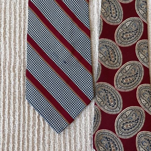 Six Mens silk ties various NWT, NWOT, some used - Picture 4 of 5